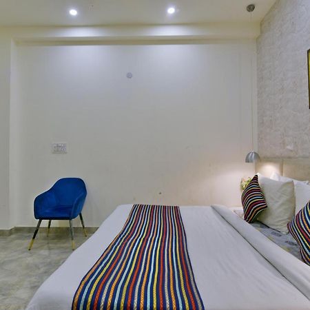 Hotel Fortune Inn- Noida Sector 19 Esterno foto